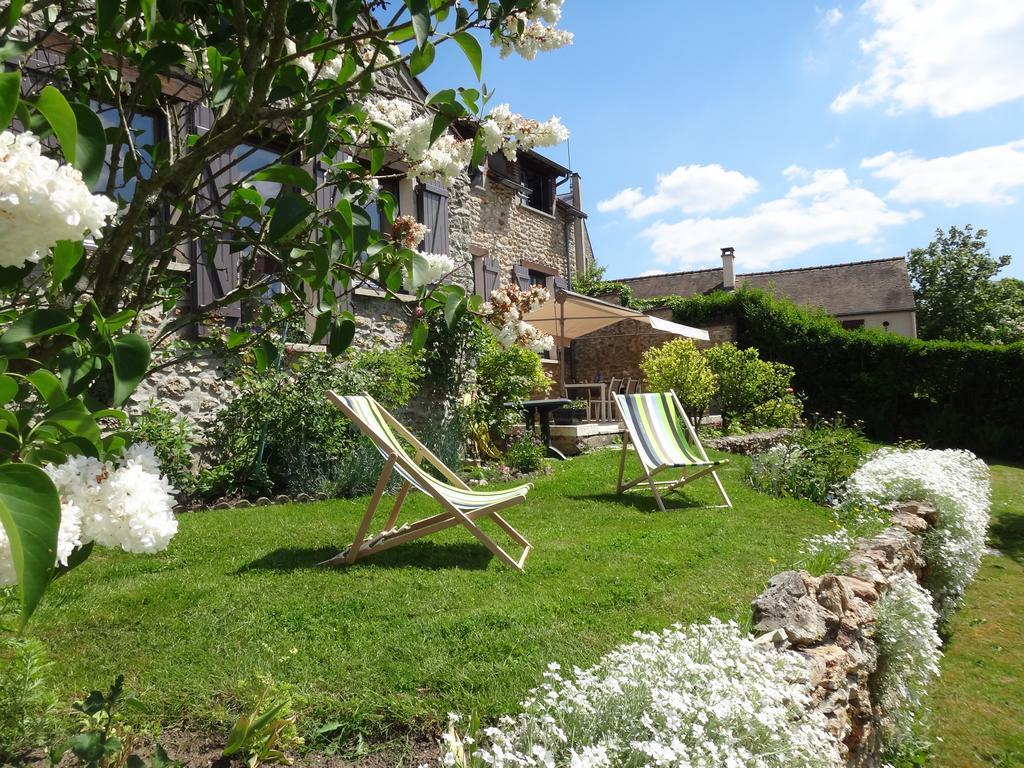 La Maison Du Fargis Hotel Auffargis Exterior foto